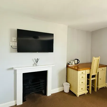 The Vale Hotel Cricklade Room photo