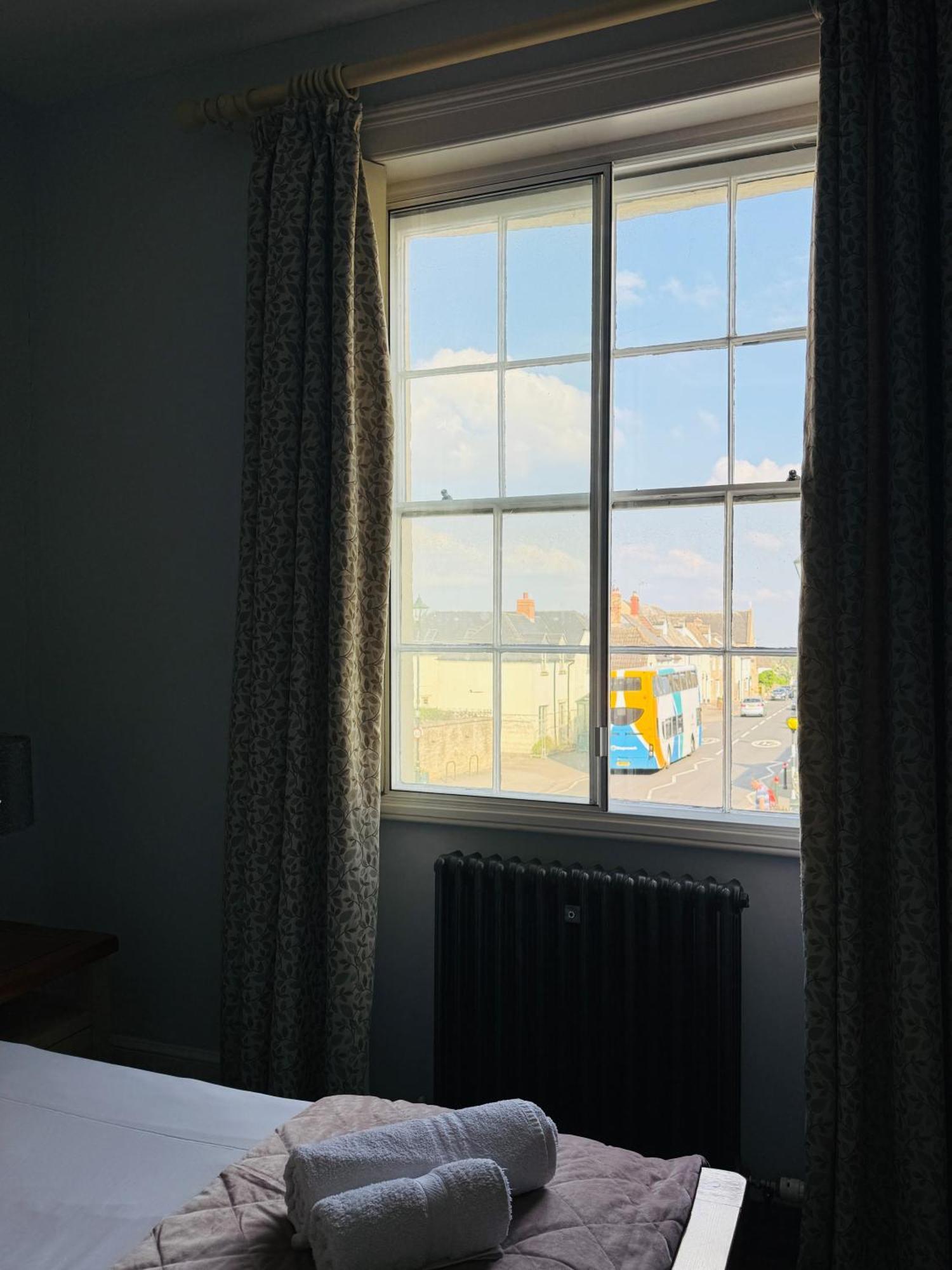 Hotel The Vale