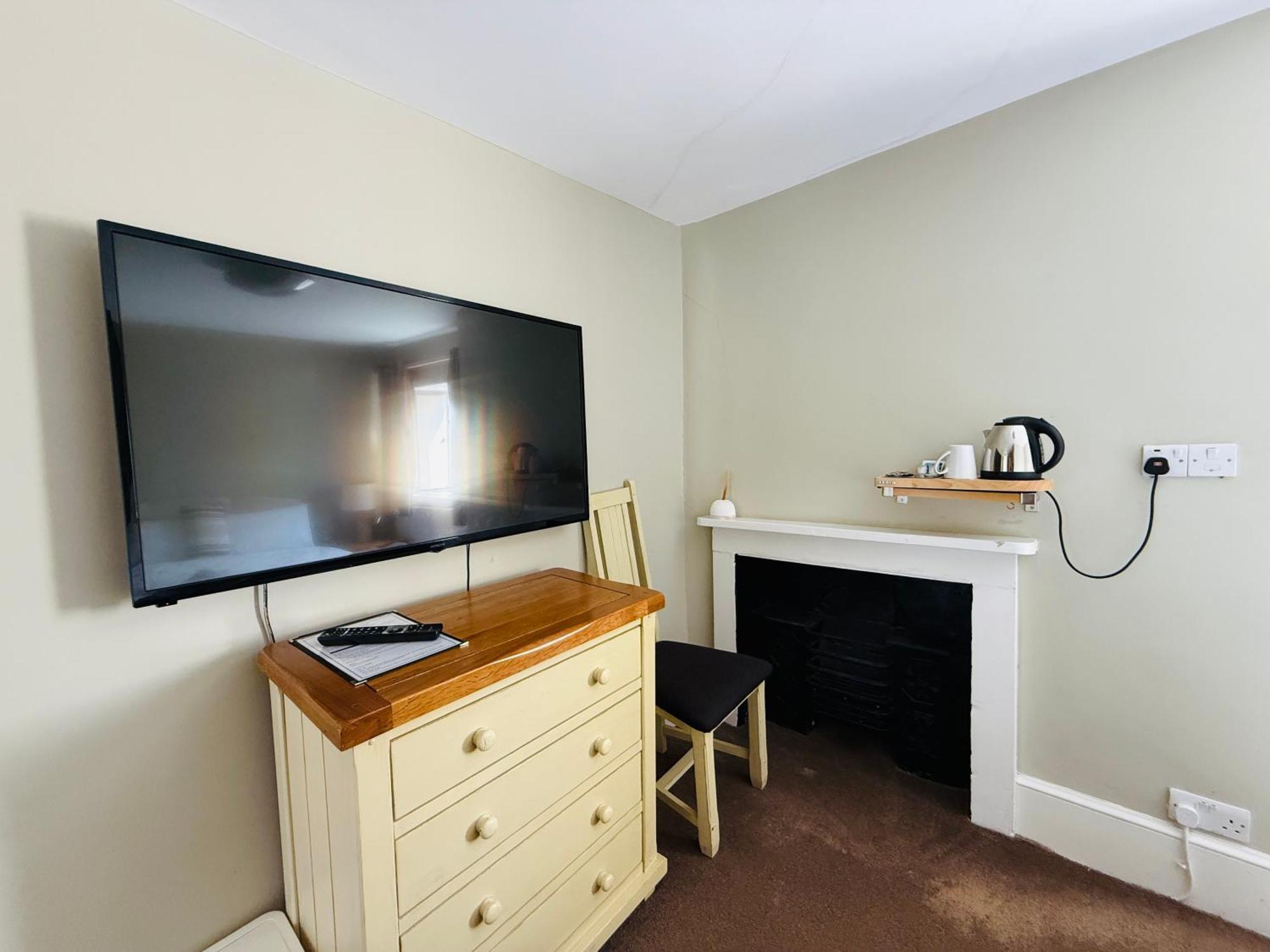 Hotel The Vale 5*